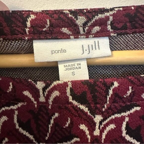 J Jill Ladie’s Ponte burgundy Top long sleeved tunic geometric Size Small - Picture 6 of 11